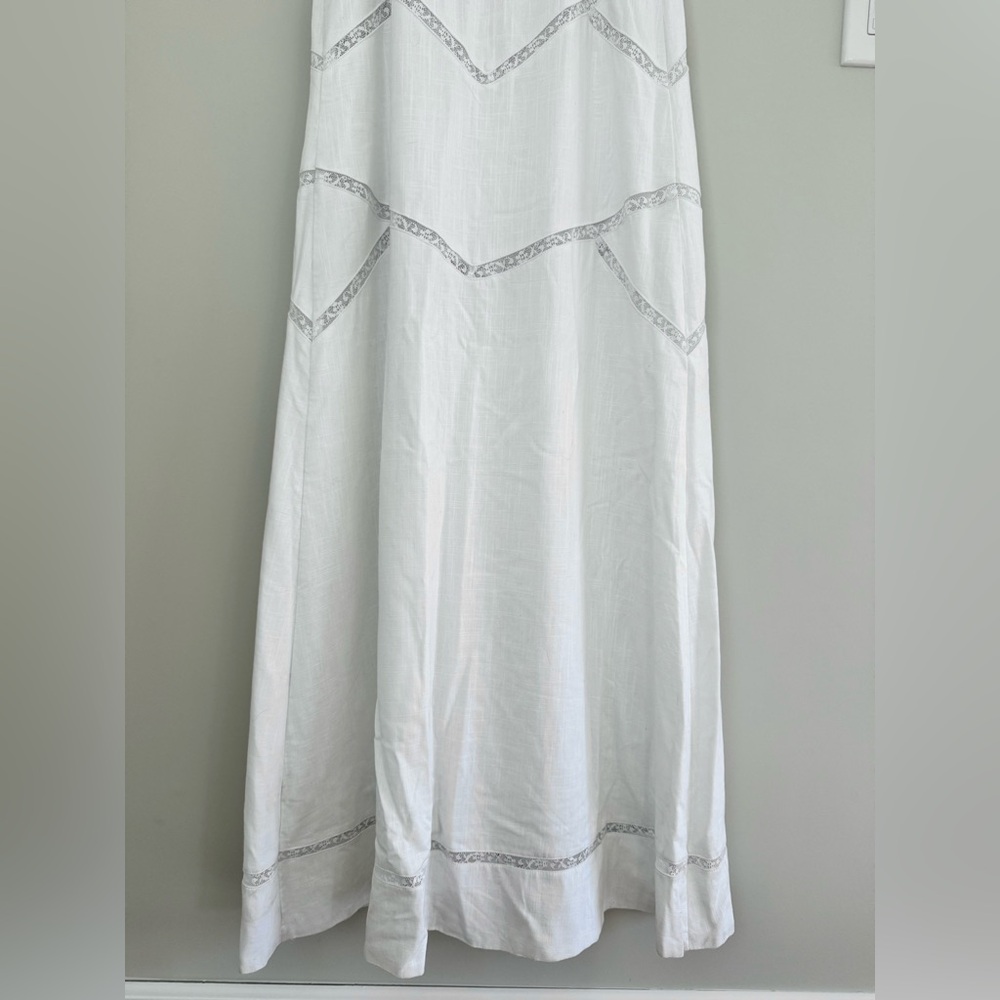 Olivaceous Kallen Maxi Dress A-line lace detail In White size S - Picture 13 of 15